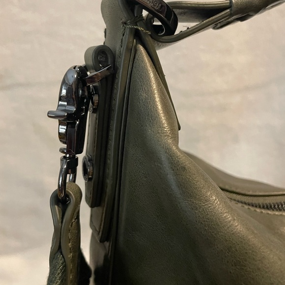 BOTKIER Leather Samantha Hobo Shoulder Bag in Army green - Picture 6 of 11